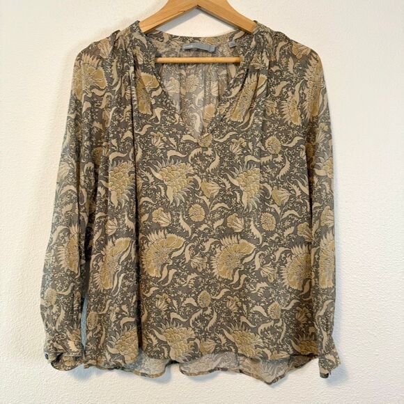 Vince Floral 100% Silk Blouse Size Small - Picture 1 of 9